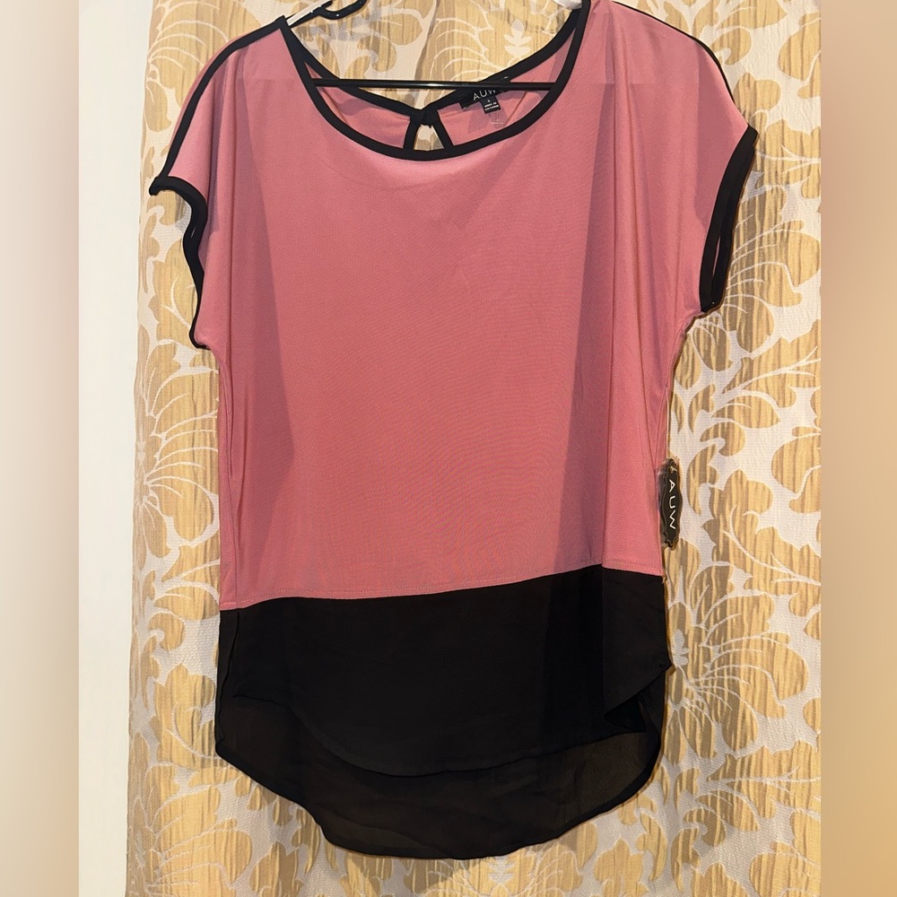 pink and black top